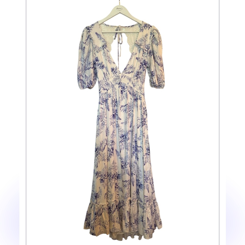 Lulus SZ L Floral Blue and White Maxi Dress